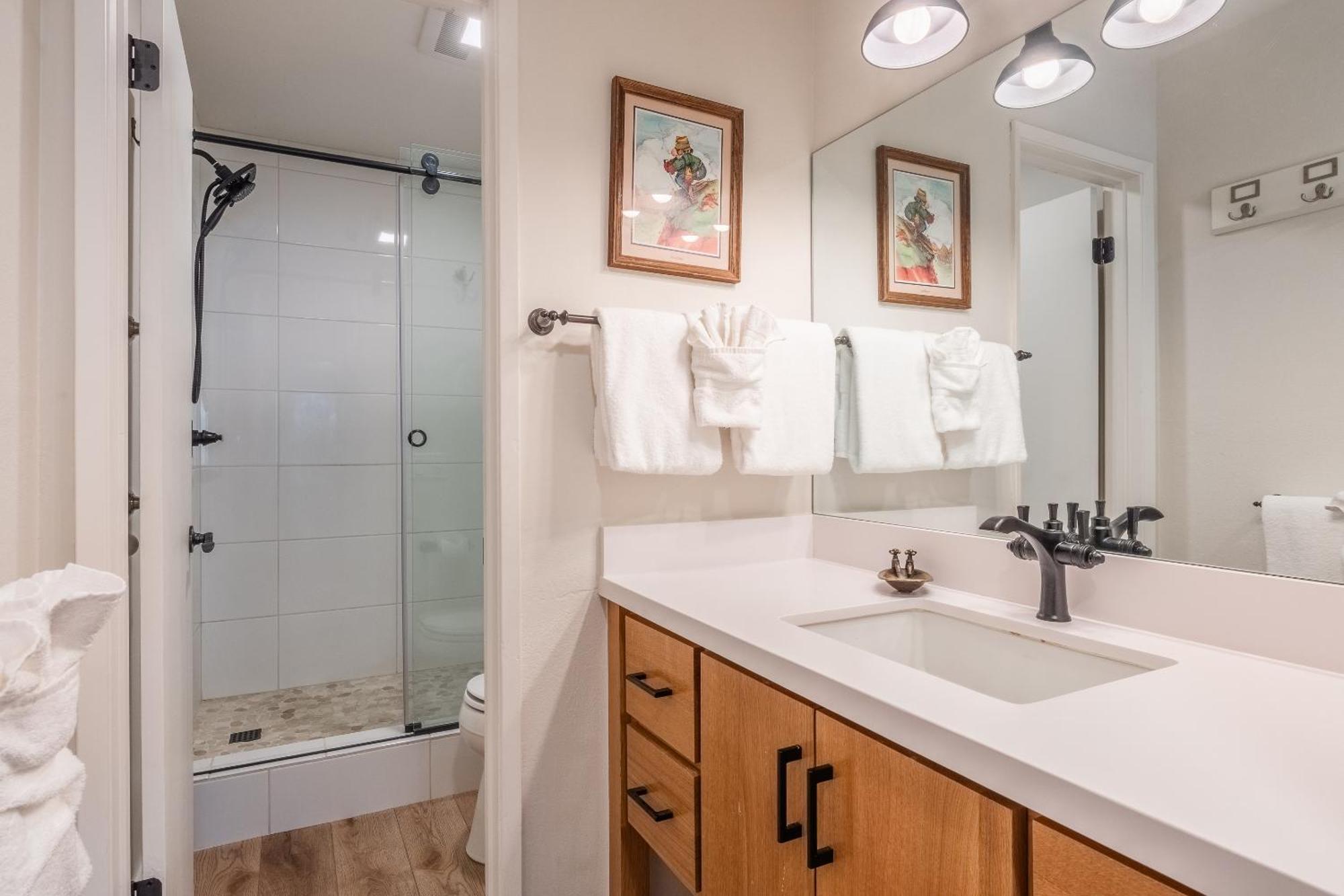 Fully Renovated! St Anton #17 Ski In Ski Out 1 Bedroom 1 Bathroom Condo! Sleeps Up To 4! Mammoth Lakes Eksteriør billede